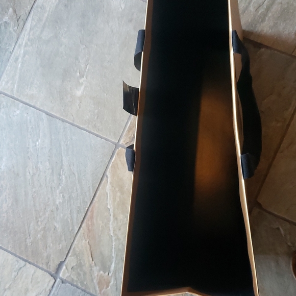 Authentic Rodeo Drive Saint Laurent paper bag and box - Picture 6 of 6